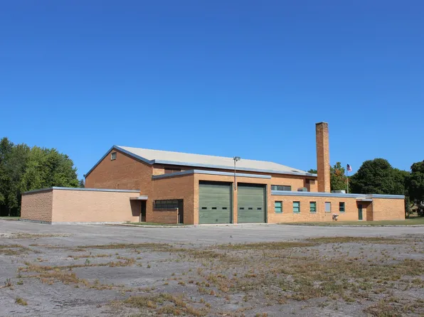 610 S Cuyler St, Cheboygan, MI 49721