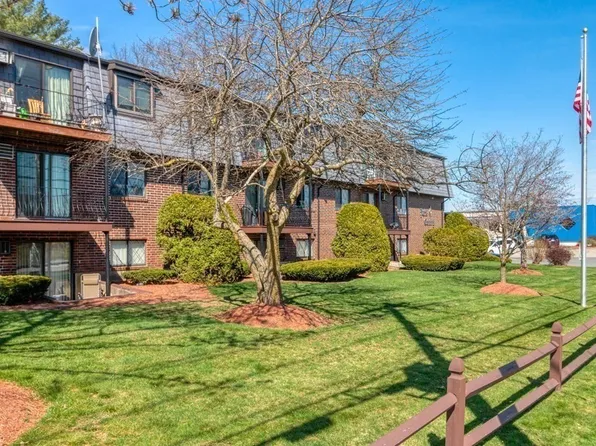 36 Main St APT 26, North Reading, MA 01864