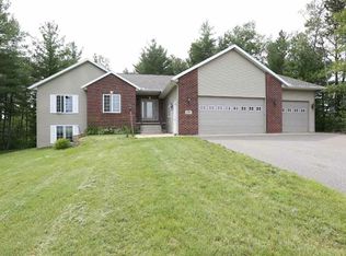 2261 Paniolo Rd, Kronenwetter, WI 54455