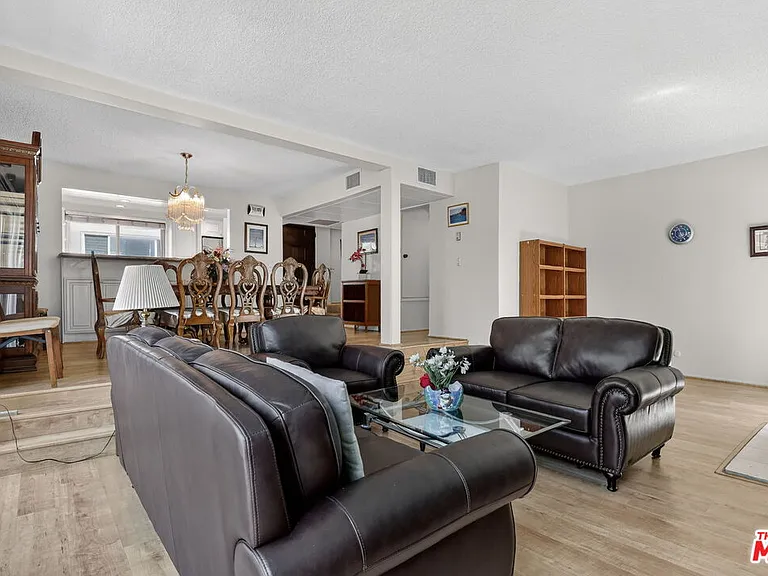 184 N Crescent Dr — Photo 14