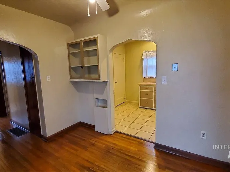 103 Fern St — Photo 3