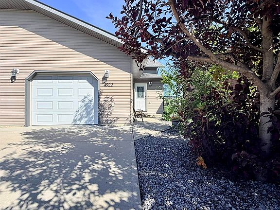 2nd image of 4922 46th Ave