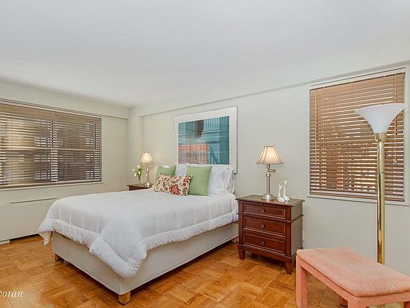 4th image of 165 E 32nd St APT 16F