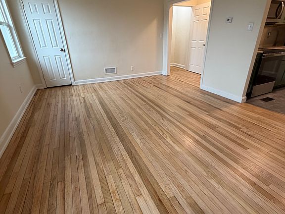 5th image of 39 Elsmere Blvd #2
