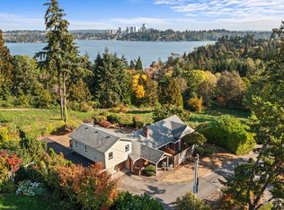 2233 74th Ave SE, Mercer Island, WA 98040