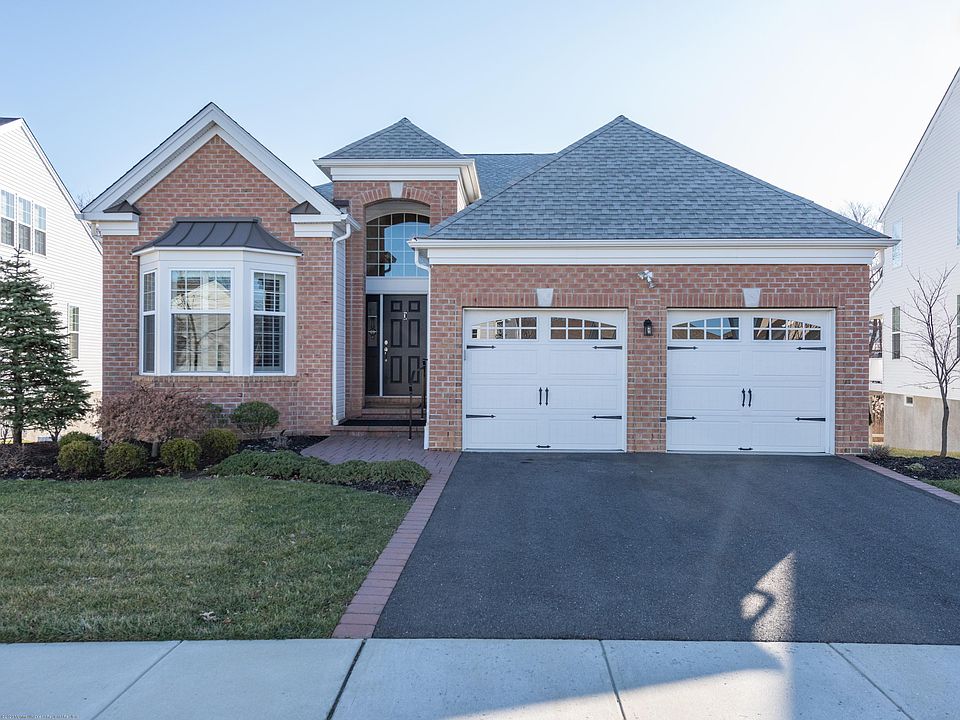 1st image of 132 Campbell Ct