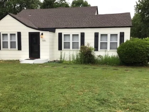 525 N Crownpoint Dr, Ada, OK 74820