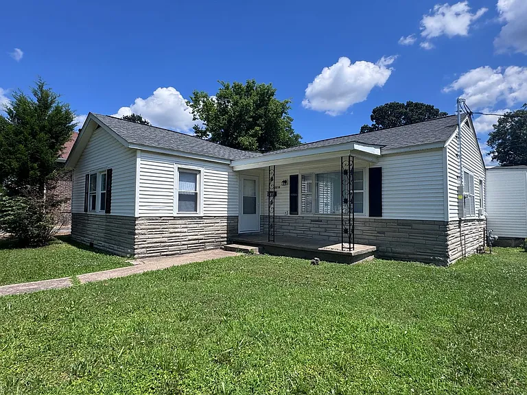 2230 Monroe St — Photo 24