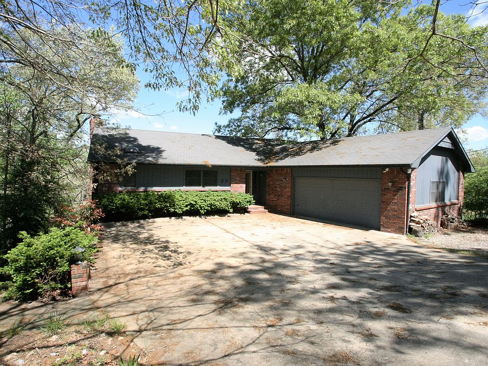 1st image of 23 Tamworth Cir