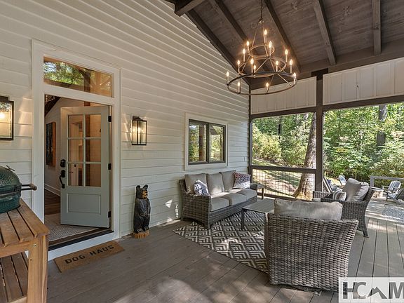 5th image of 462 Mirror Lake Road