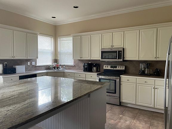 5th image of 16480 Long Lake Dr