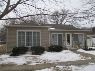 600 N Center St, Tuscola, IL 61953