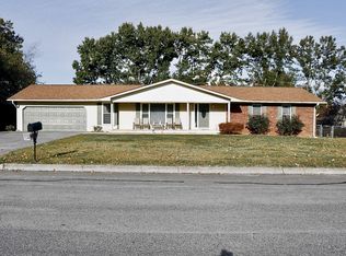 2017 Eckles Dr, Maryville, TN 37804
