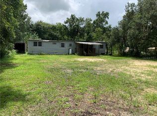 2205 Estes Dr, Geneva, FL 32732