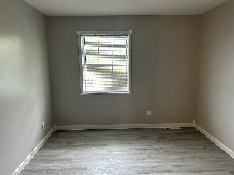 7970 Mentor Ave #O02 — Photo 9