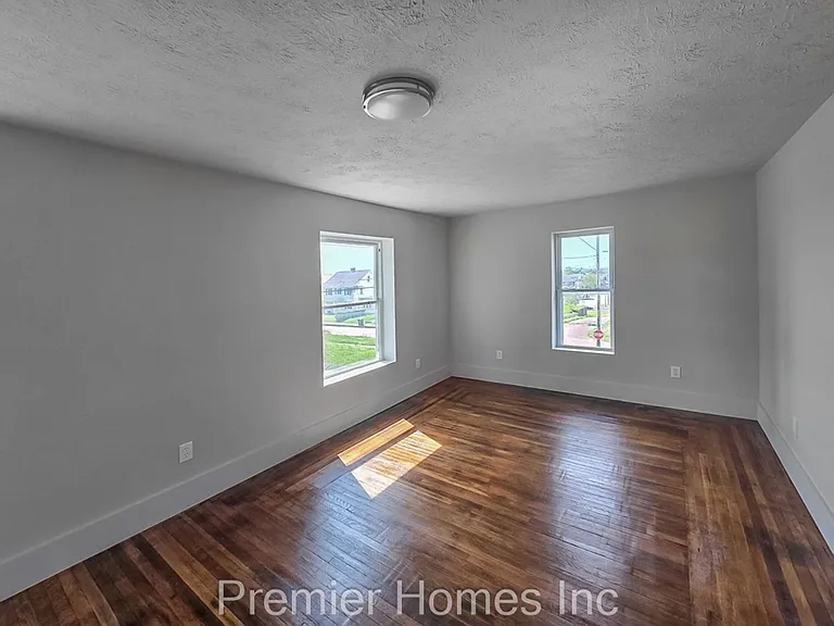 1309 Piedmont Ave NE — Photo 9