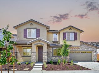 190 Golden Gate Ln, Vacaville, CA 95687