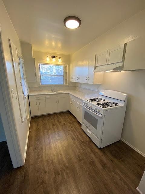 1st image of 541 W Flora St APT 30