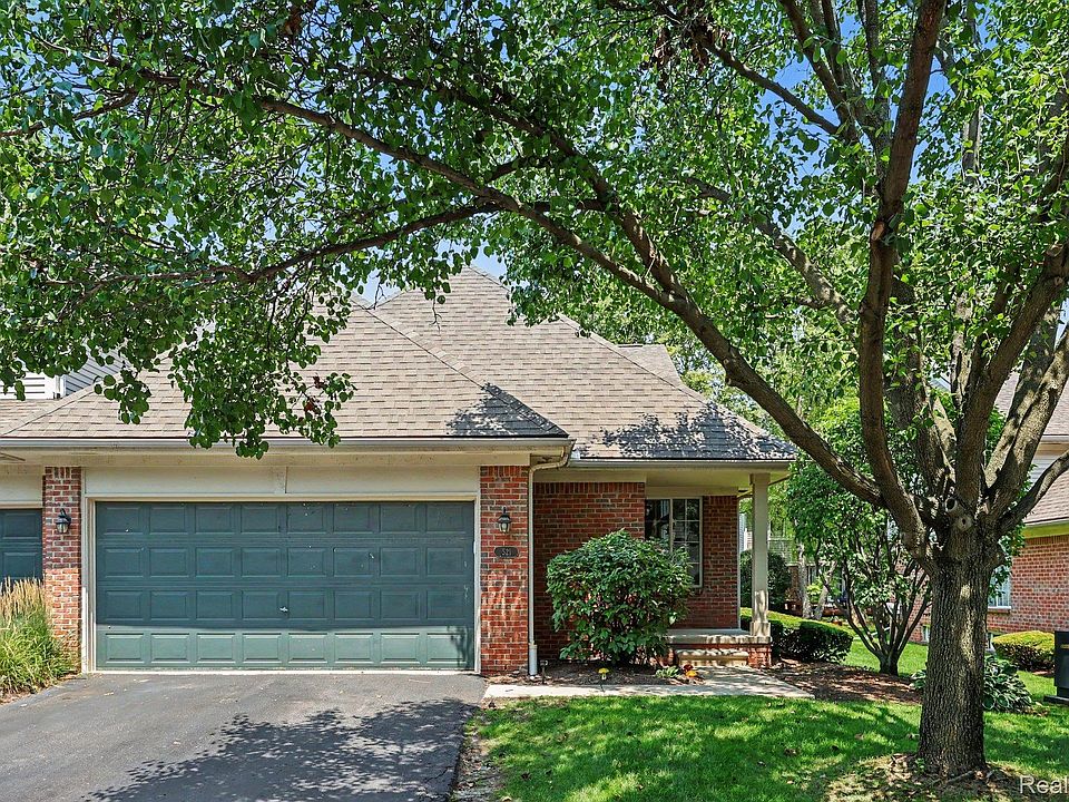 1st image of 521 Macwilliams Ln #11