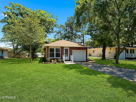 2nd image of 37 Sycamore Road #13
