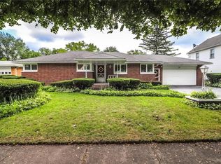 50 Lafayette Rd, Irondequoit, NY 14609