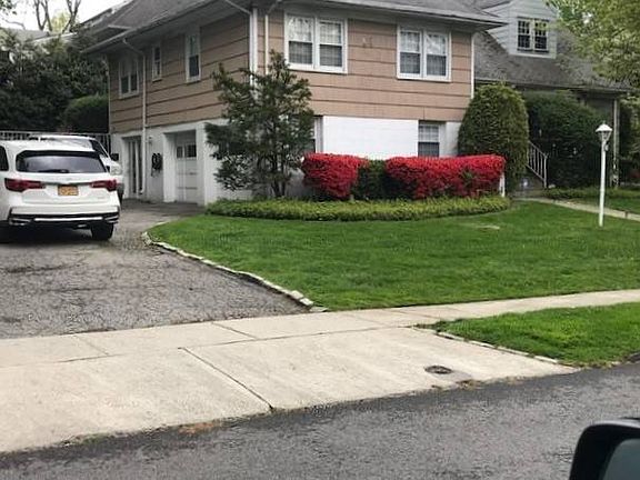 3rd image of 270 Loring Ave