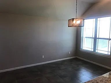 5th image of 17013 Avila Ln
