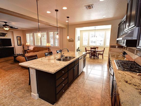 2nd image of 330 Renoir Ct