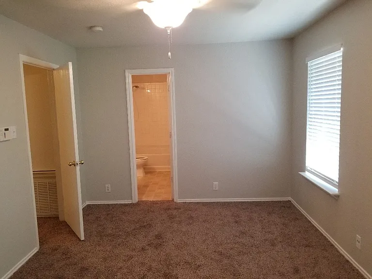 10627 Shaenpath — Photo 20