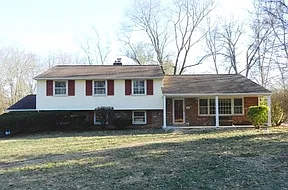 1614 Margo Ln photo 1