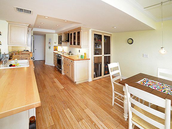 Home For Sale In Sea Ranch Club