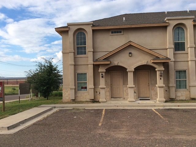 1st image of 1007 Emerald Valley Dr APT 7