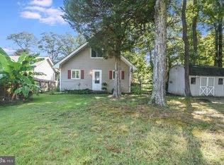 852 Forest Grove Rd, Colonial Beach, VA 22443