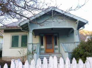 619 5th Ave, Gold Hill, OR 97525
