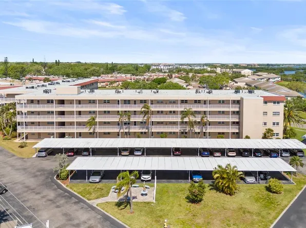 9950 62nd Ter N APT 316, Saint Petersburg, FL 33708