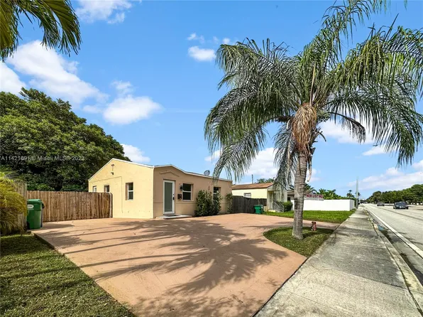 6079 Coral Way, Miami, FL 33155