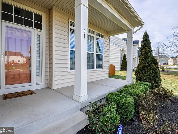 2nd image of 21 Charter Gate Dr