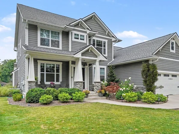 3502 Windwheel Point Dr, Pinckney, MI 48169