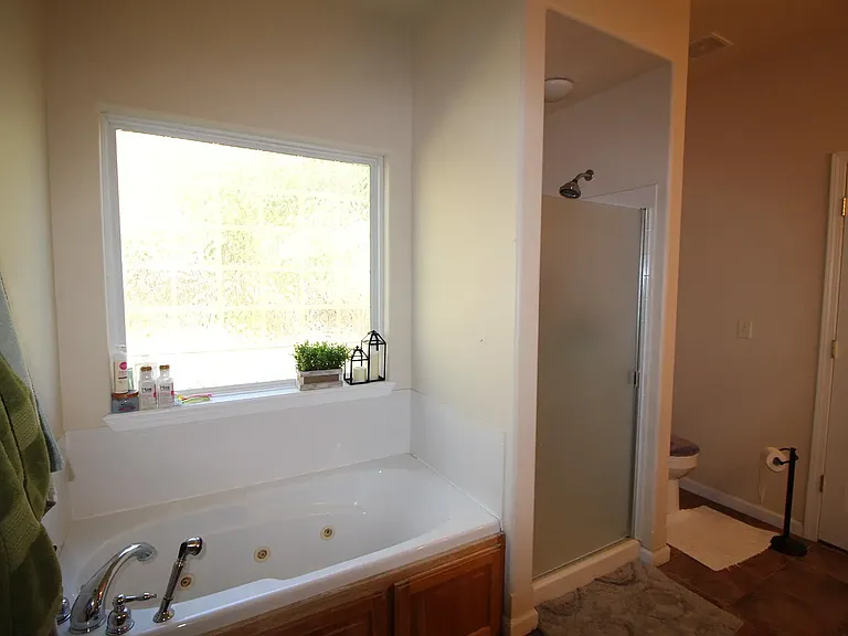 1014 Homestead Rd — Photo 13