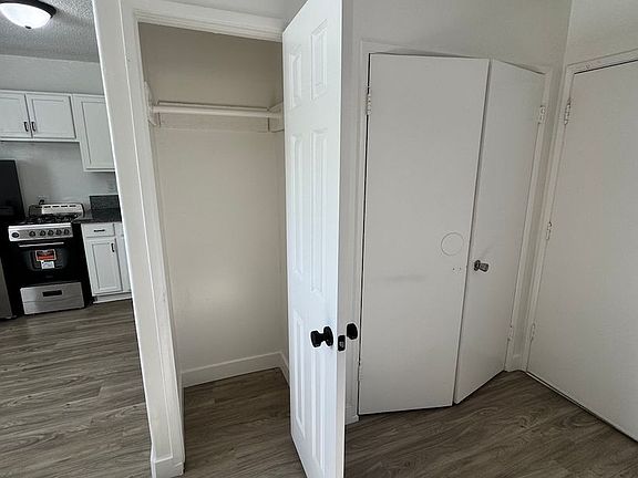 4th image of 5665 W Jefferson Blvd APT 6
