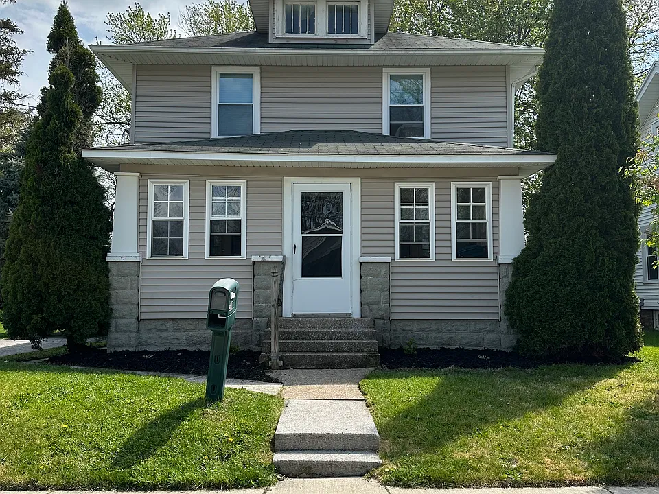 311 W Evers Ave