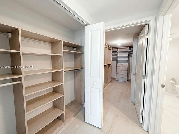 5th image of 400 Sunny Isles Blvd APT 1421
