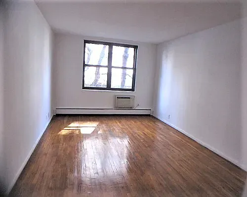 Rented by Carol T. Marino, LREB | media 2