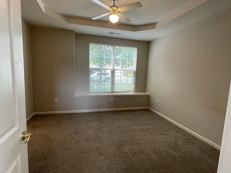 16325 Bay Meadow Cir — Photo 18