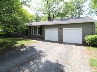 4710 Tomahawk Rd, Prairie Village, KS 66208