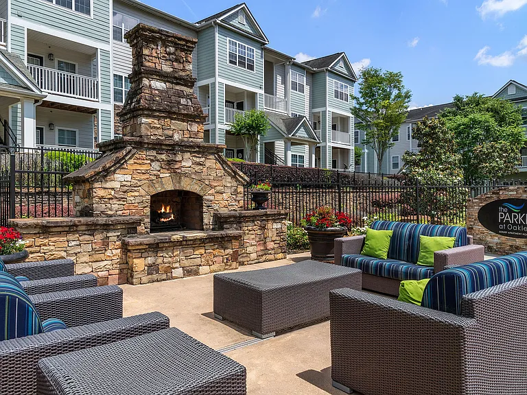 C208660_The_Parke_at_Oakley_FIREPLACE_01