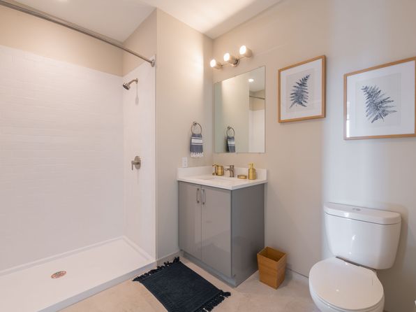 Ace Flats, 24 Gould St #2015, Reading, MA 01867
