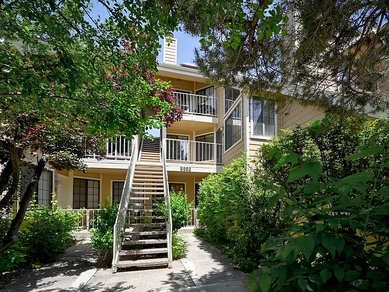 5902 Gunbarrel Ave #E — Photo 3