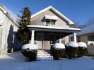 622 North Ave, Aurora, IL 60505