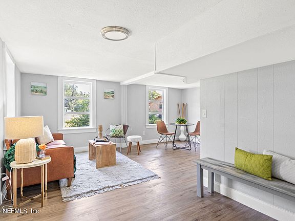 3rd image of 150 W 65TH Street